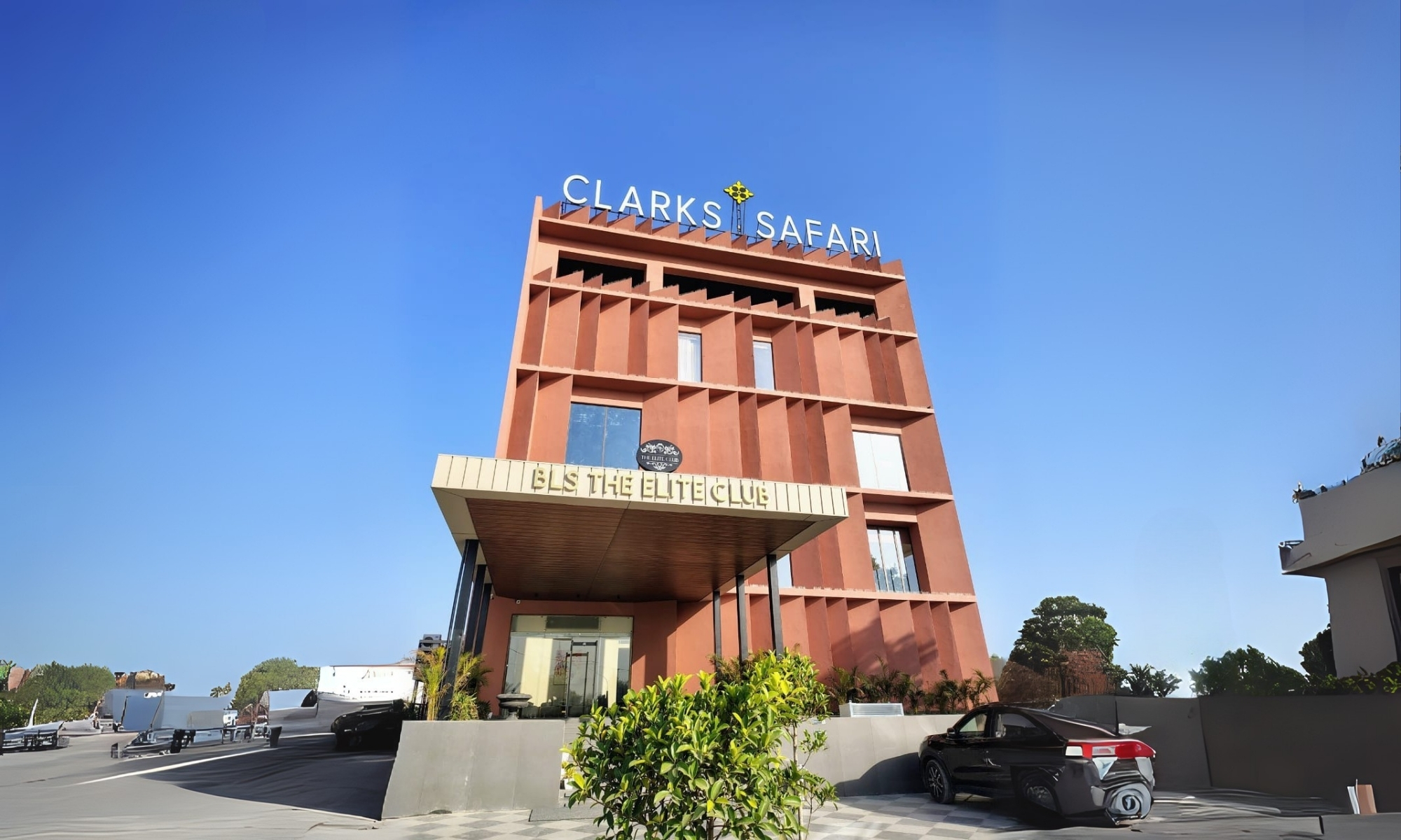 A Prime Location – Your Gateway to Elegance